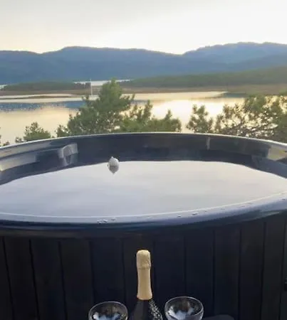 Nyaraló Drommehytta Pa Senja *
