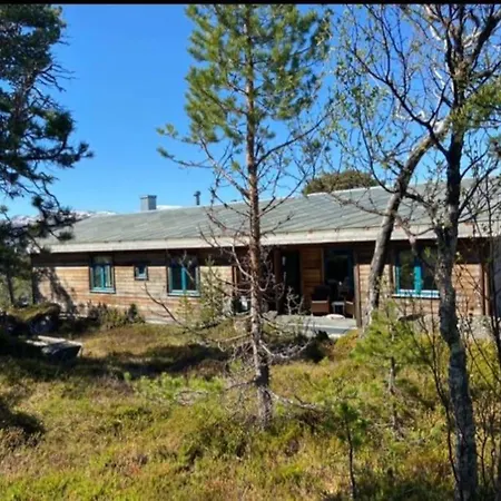 Holiday home Drommehytta Pa Senja